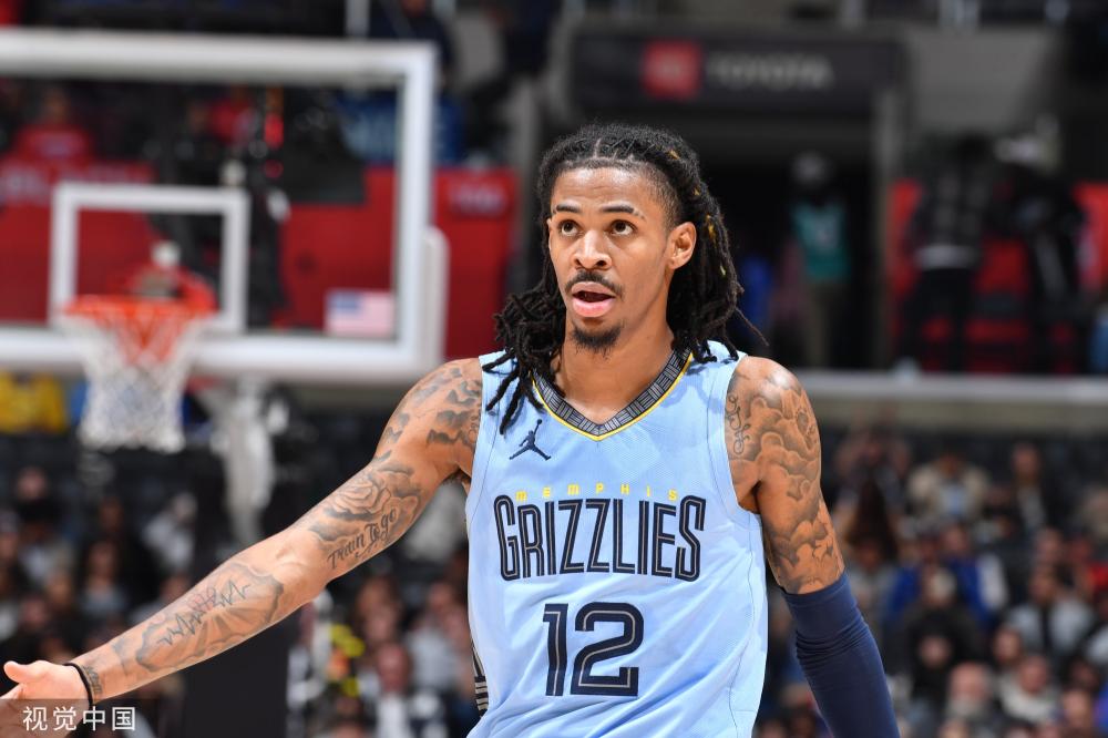 转会市场中 转会市场中