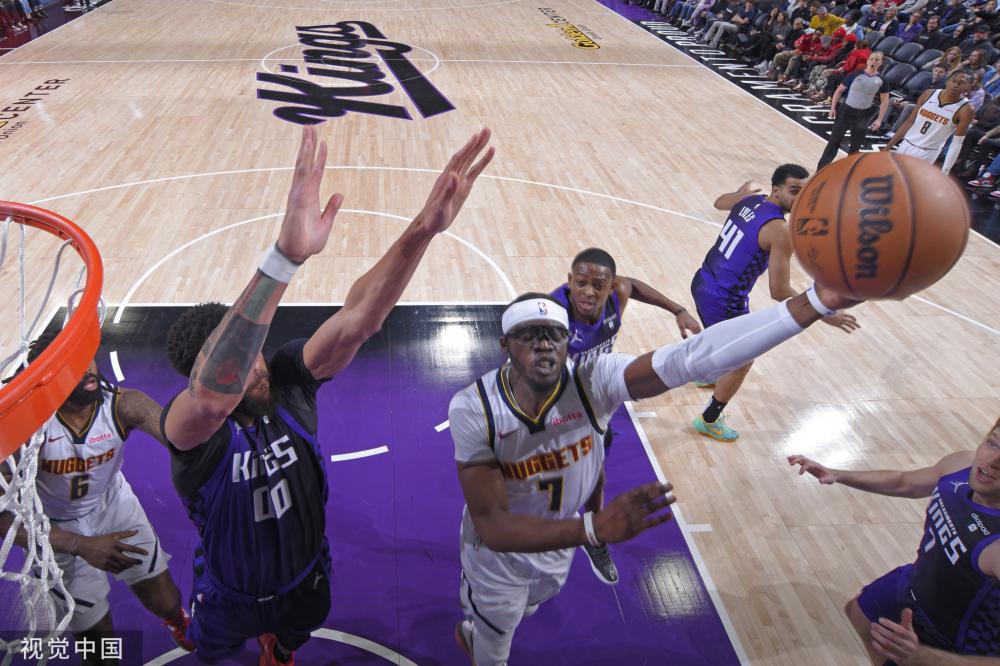 一类是3D 一类是3D